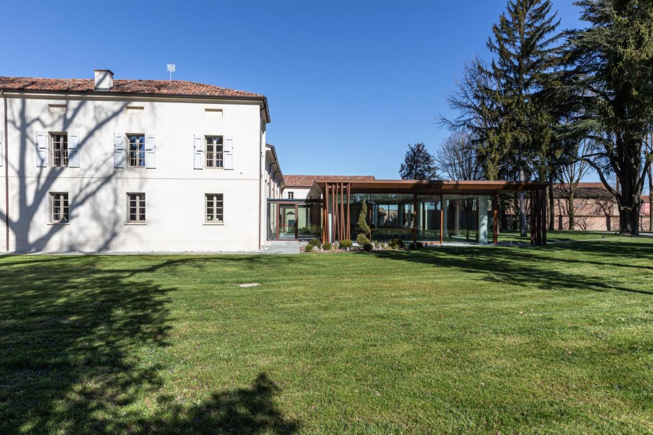 Villa Cantoni Marca Саббьонета Экстерьер фото