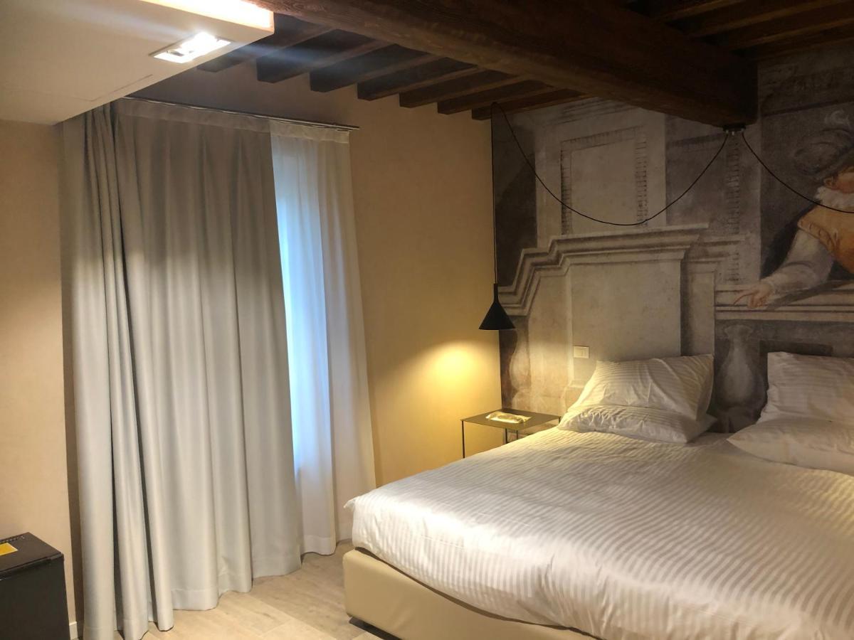Villa Cantoni Marca Саббьонета Экстерьер фото